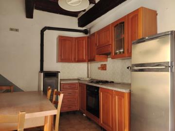 A668_Montisi_townhouse-_with_terrace_to_restore--15-