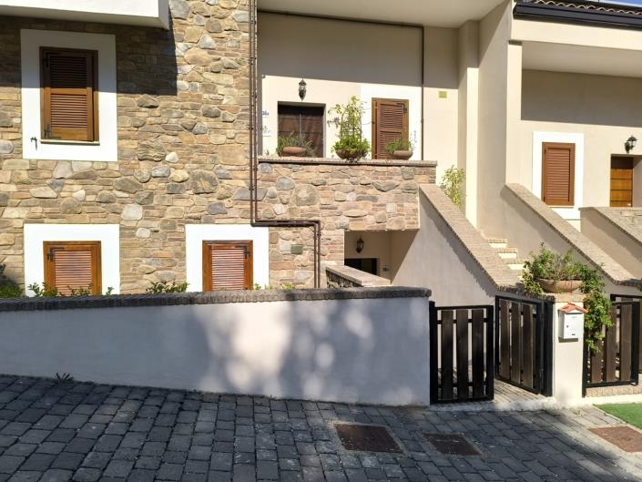 Image No.20-2 Bed Apartment for sale