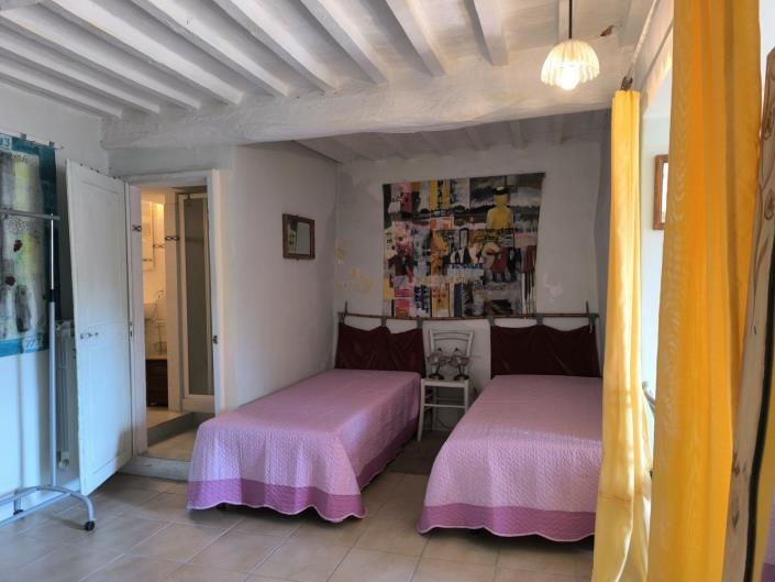 Image No.6-2 Bed Townhouse for sale