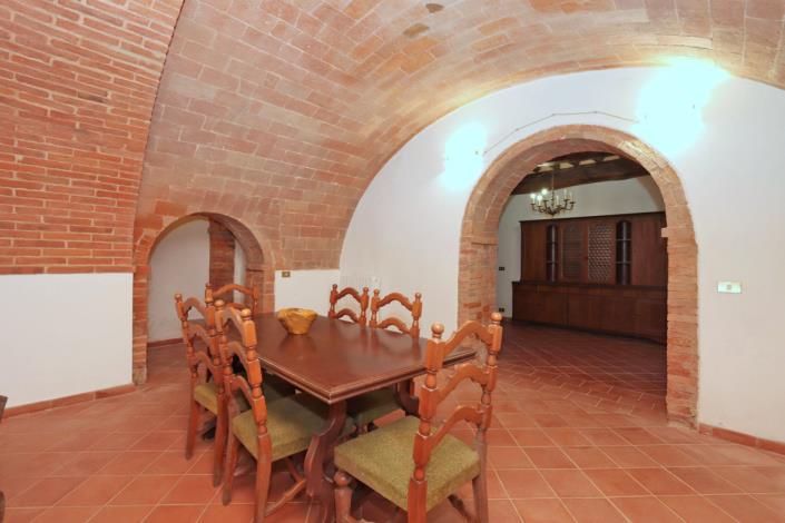 Image No.21-2 Bed Apartment for sale