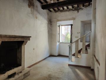 Montefollonico_townhouse_for_sale--11-