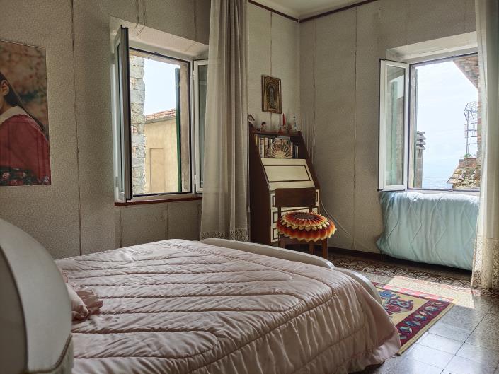 Image No.27-3 Bed Townhouse for sale