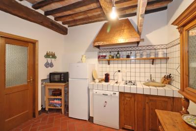 Pienza_restored_townhouse_for_Sale--4-