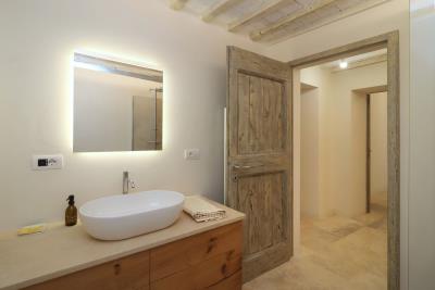 Montefollonico-stone_house_with_garden_for_Sale--24-