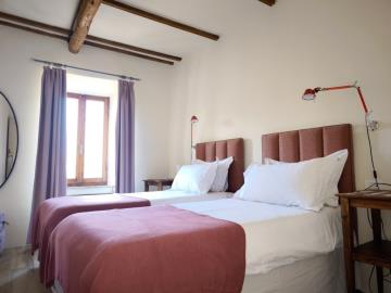 Montefollonico_2bedrooms_restored_apartment_for_sale--10---FILEminimizer-