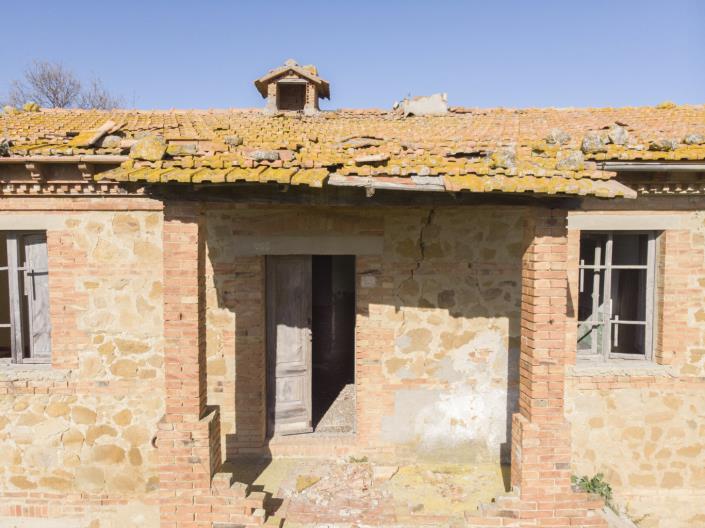 Image No.38-8 Bed Farmhouse for sale