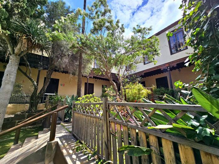 Image No.19-15 Bed Mansion for sale