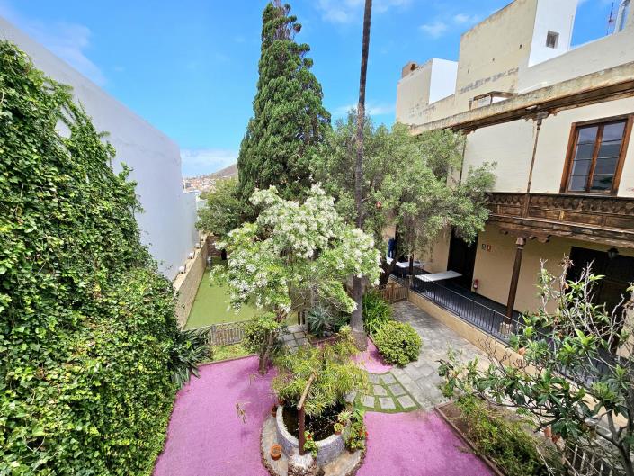 Image No.33-15 Bed Mansion for sale