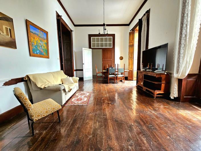 Image No.17-15 Bed Mansion for sale