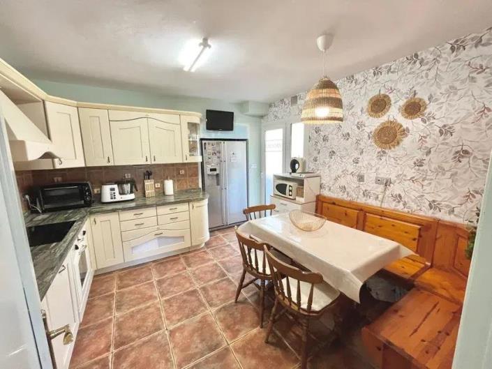 Image No.9-3 Bed Penthouse for sale