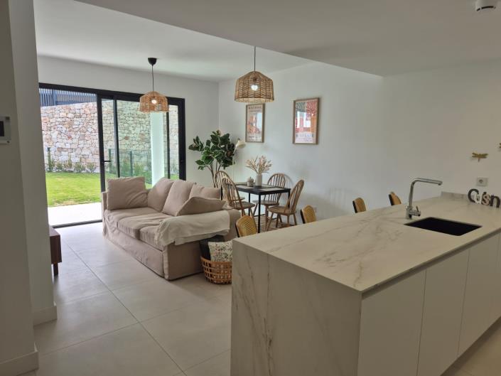 Image No.7-2 Bed Apartment for sale