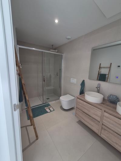 Image No.35-2 Bed Apartment for sale