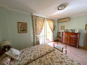 15-11d12f2f454f2f5e9b981fdd8b901d51