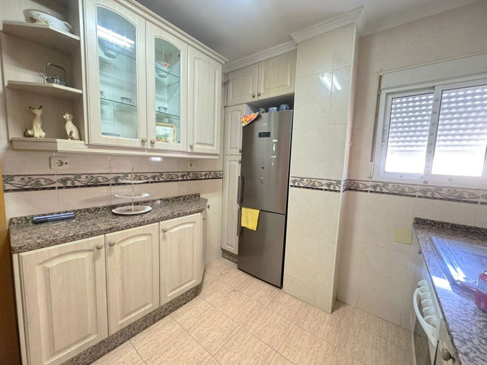 Image No.8-3 Bed Apartment for sale