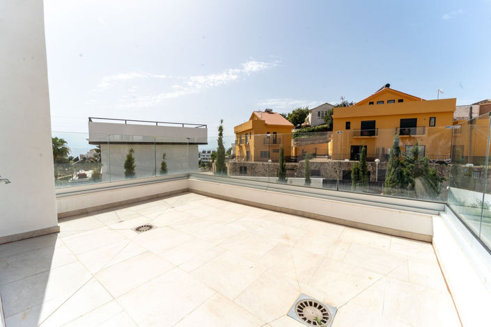 Image No.16-2 Bed Villa for sale