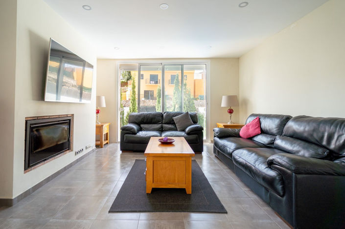 Image No.3-2 Bed Villa for sale