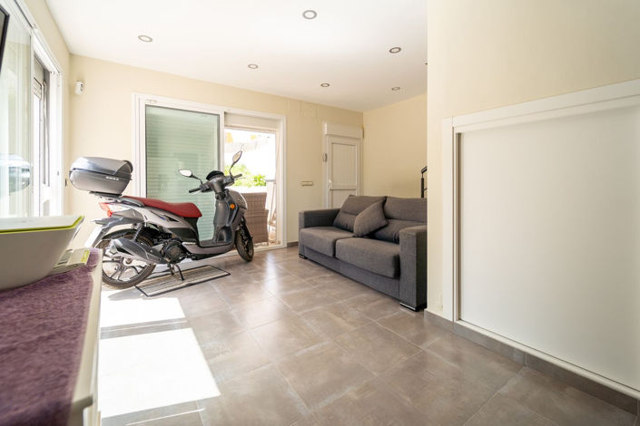 Image No.34-2 Bed Villa for sale