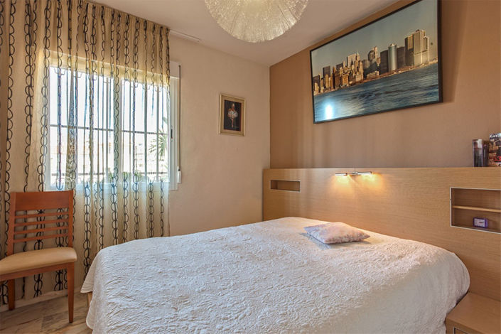 Image No.15-3 Bed Apartment for sale