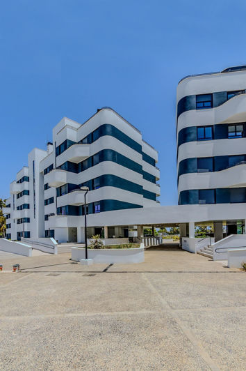 Image No.21-1 Bed Apartment for sale