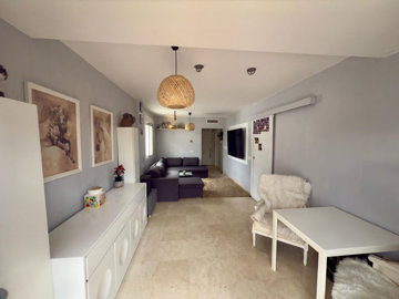 2-5bd7b9d04b45e33852eaf0ec6670150d