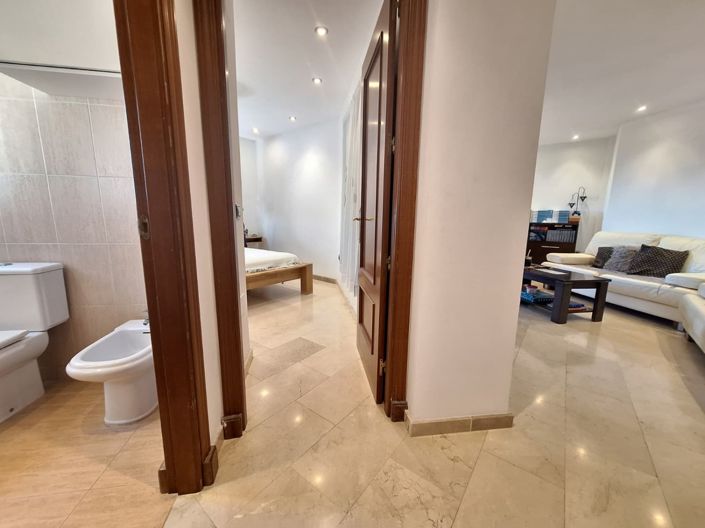 Image No.23-2 Bed Apartment for sale