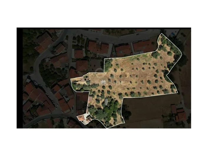 Image No.37-10 Bed House for sale