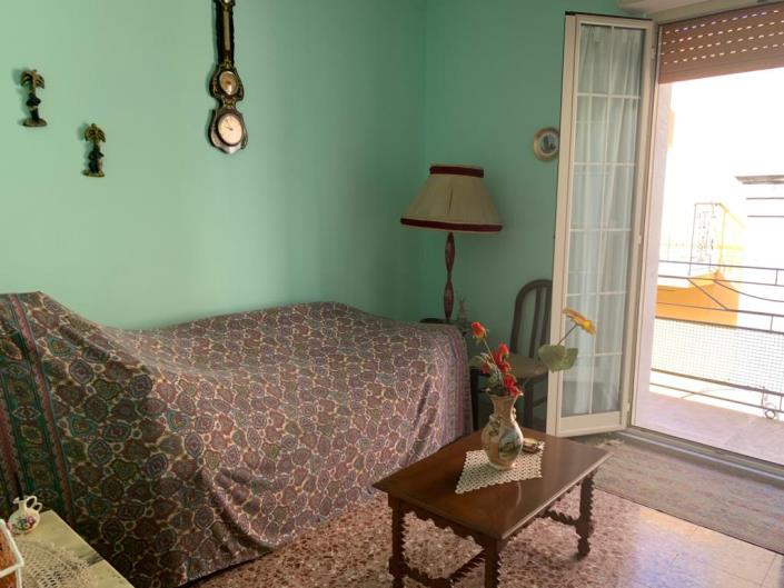 Image No.18-3 Bed Townhouse for sale