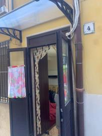 1 - Mineo, Townhouse