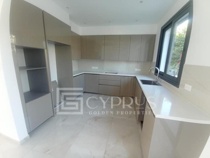 Image No.2-2 Bed Semi-Detached for sale