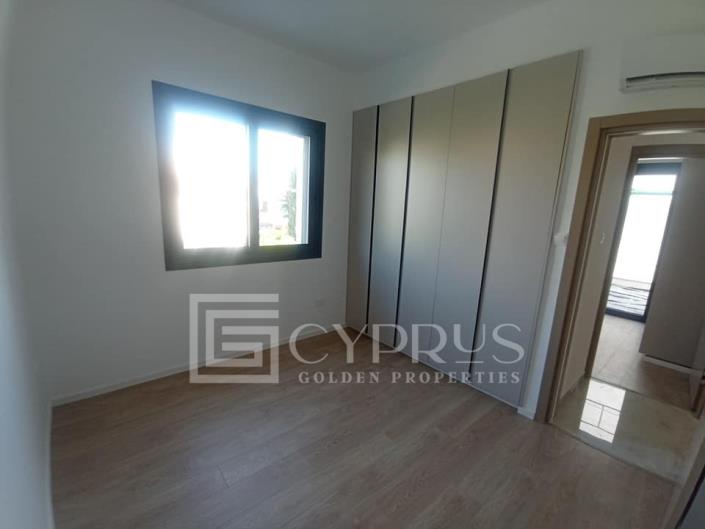 Image No.10-2 Bed Semi-Detached for sale