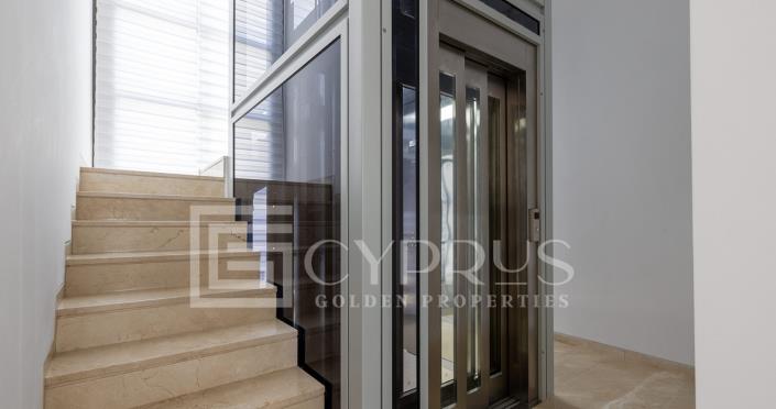 Image No.9-Maison / Villa de 4 chambres à vendre à Sea Caves