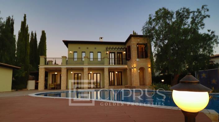 Image No.28-5 Bed Villa / Detached for sale