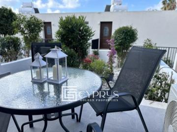 1 - Tombs of the Kings, Maison de ville