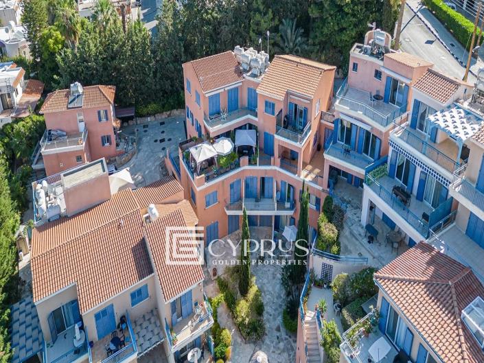 Image No.2-Maison de ville de 2 chambres à vendre à Chlorakas