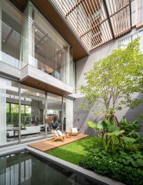 Garden-of-House-type-L