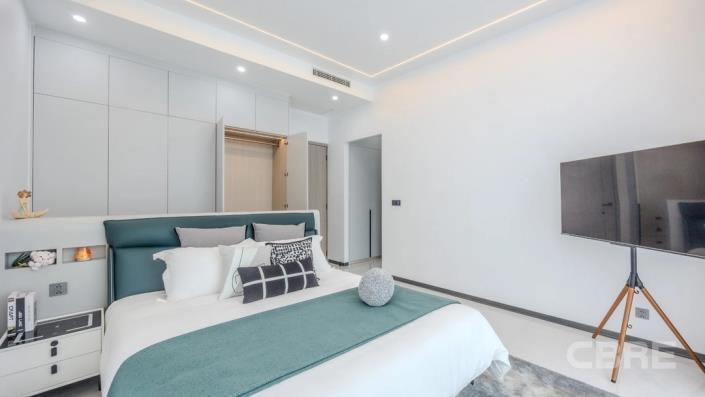 Image No.12-Villa de 4 chambres à vendre à Chalong