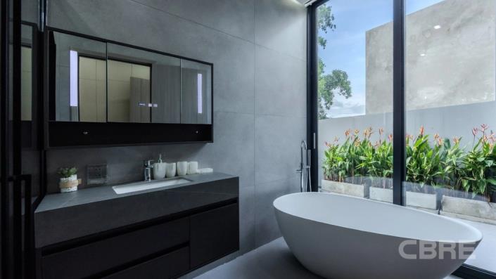 Image No.18-Villa de 4 chambres à vendre à Chalong