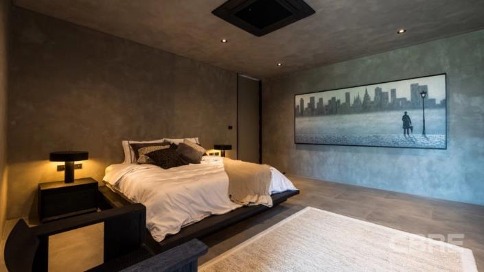 Image No.30-2 Bed Apartment for sale