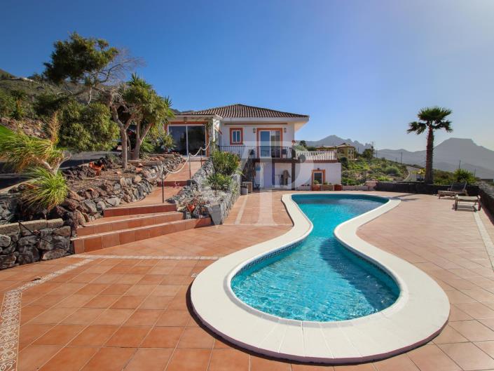 Image No.2-Chalet de 5 chambres à vendre à Los Menores