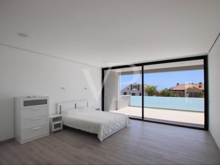 Image No.20-4 Bed Villa for sale