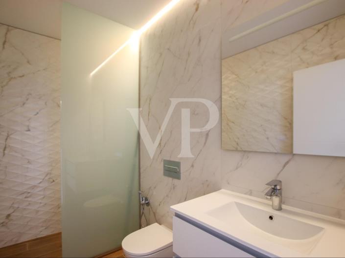 Image No.37-4 Bed Villa for sale