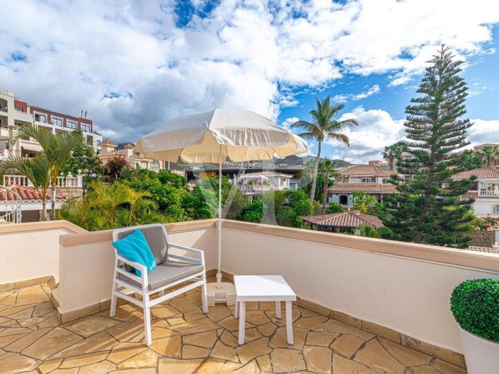 Image No.2-4 Bed Villa for sale