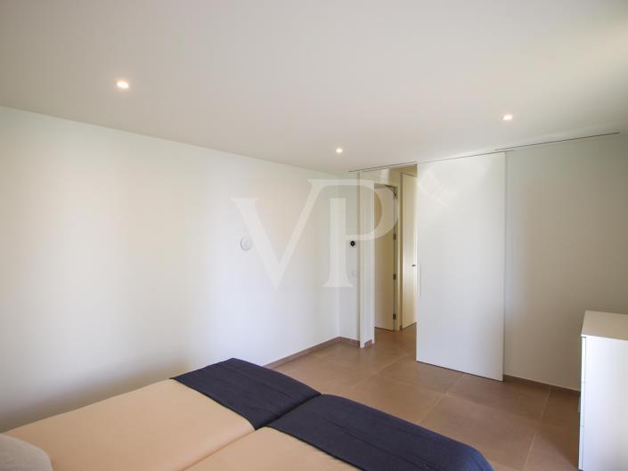 Image No.28-5 Bed Villa for sale