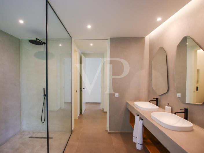 Image No.31-5 Bed Villa for sale