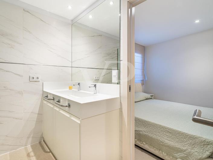 Image No.37-5 Bed Villa for sale