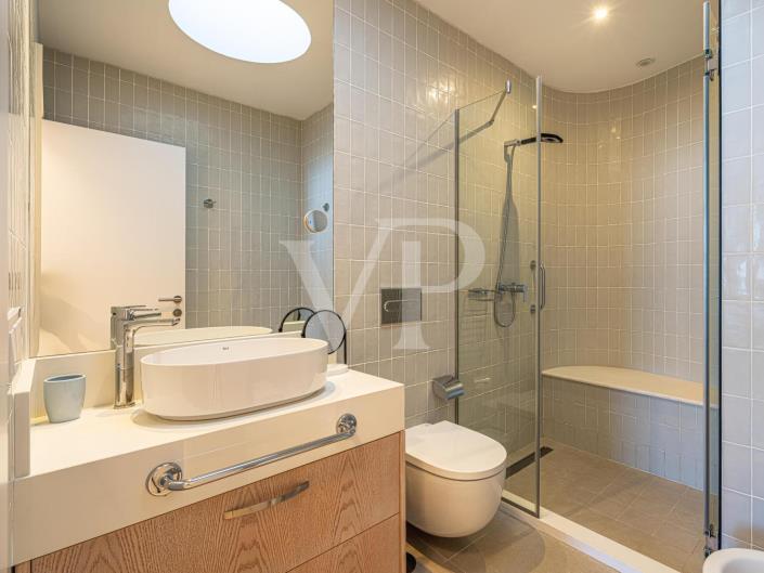 Image No.51-5 Bed Villa for sale