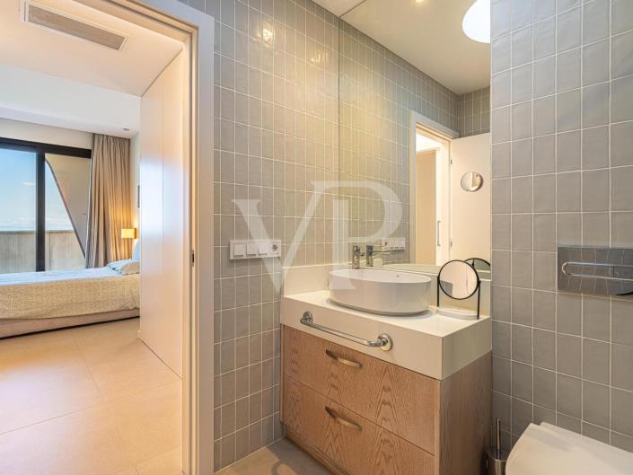 Image No.52-5 Bed Villa for sale