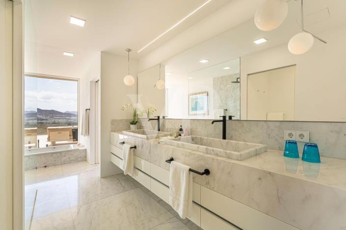 Image No.50-Villa de 5 chambres à vendre à La Caleta