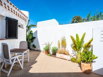 e1827313-ecf6-44c6-bb3b-23f6b5b1c827_original