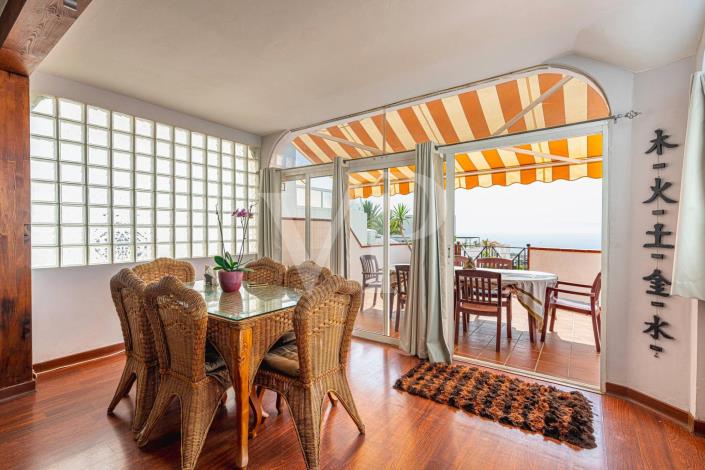 Image No.9-3 Bed Townhouse for sale